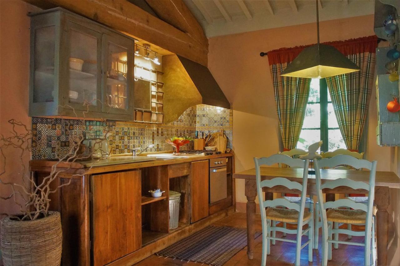 La Striscia Wine Resort Ареццо Экстерьер фото